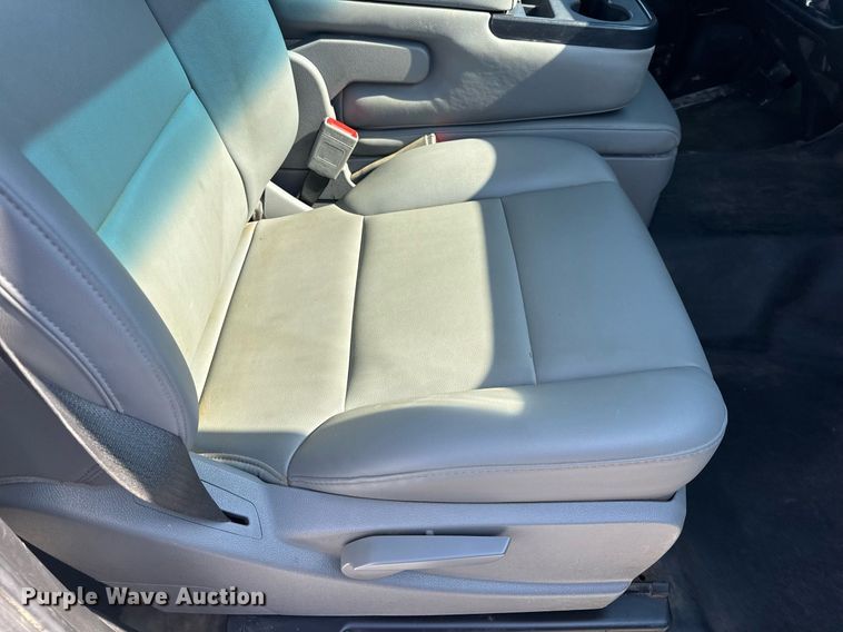 image for item DW3412 2020 Chevrolet Silverado 4500HD truck cab and chassis