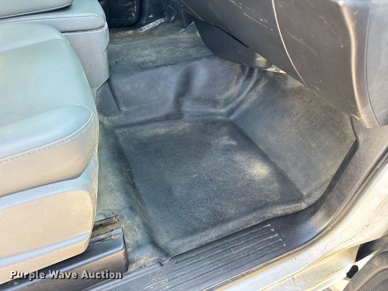 image for item DW3412 2020 Chevrolet Silverado 4500HD truck cab and chassis