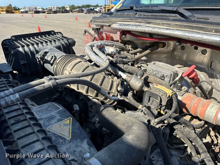 image for item DW3412 2020 Chevrolet Silverado 4500HD truck cab and chassis