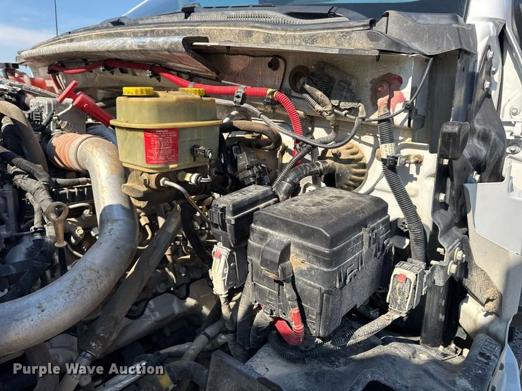 image for item DW3412 2020 Chevrolet Silverado 4500HD truck cab and chassis