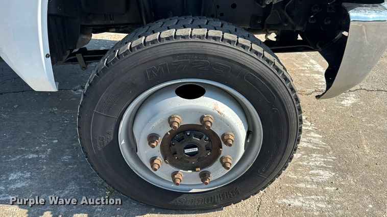 image for item DW3412 2020 Chevrolet Silverado 4500HD truck cab and chassis