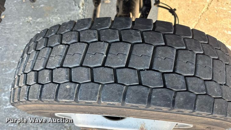 image for item DW3412 2020 Chevrolet Silverado 4500HD truck cab and chassis