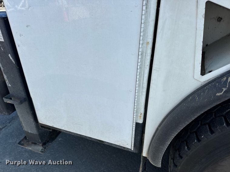 image for item DW3414 2012 Freightliner Business Class M2 utility / service truck