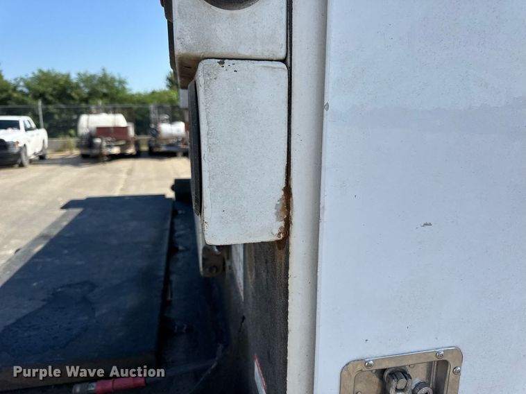 image for item DW3414 2012 Freightliner Business Class M2 utility / service truck