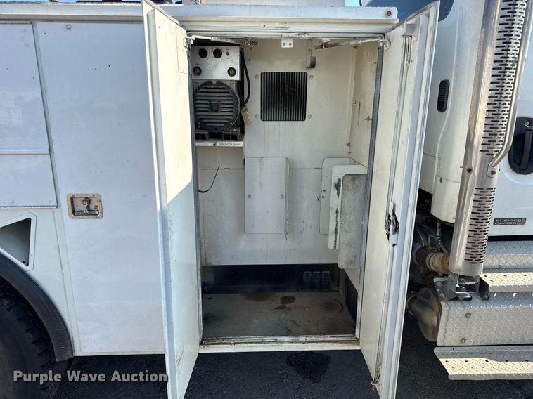 image for item DW3414 2012 Freightliner Business Class M2 utility / service truck