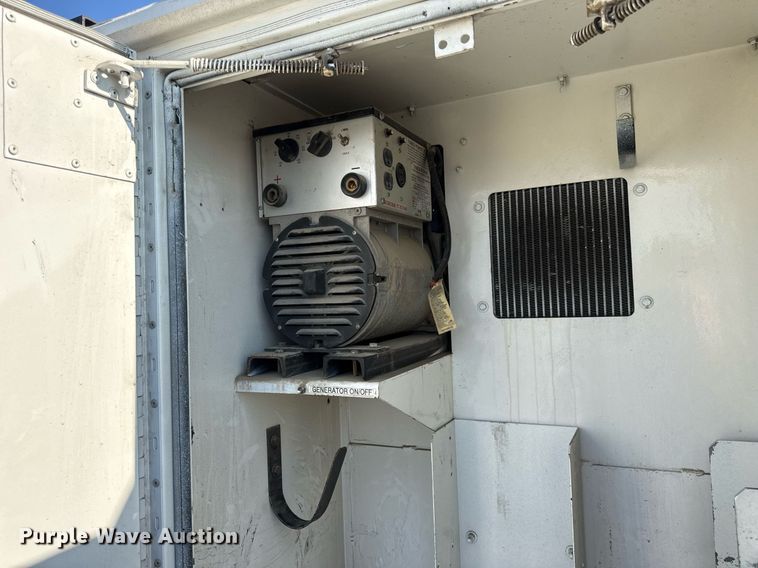 image for item DW3414 2012 Freightliner Business Class M2 utility / service truck