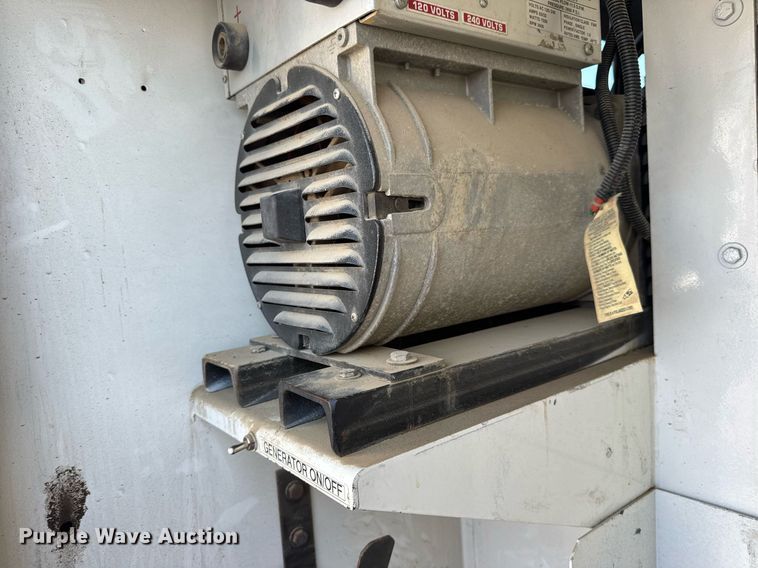 image for item DW3414 2012 Freightliner Business Class M2 utility / service truck