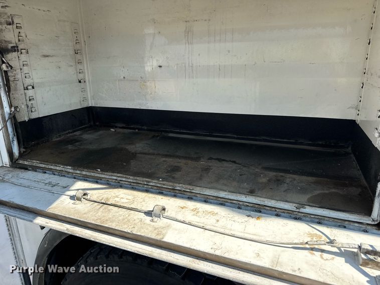 image for item DW3414 2012 Freightliner Business Class M2 utility / service truck