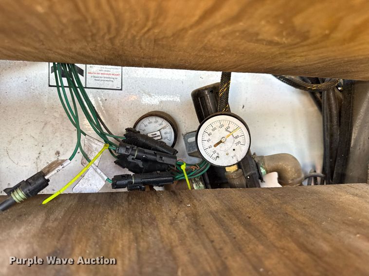 image for item DW3414 2012 Freightliner Business Class M2 utility / service truck