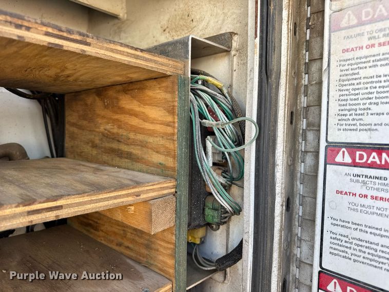 image for item DW3414 2012 Freightliner Business Class M2 utility / service truck