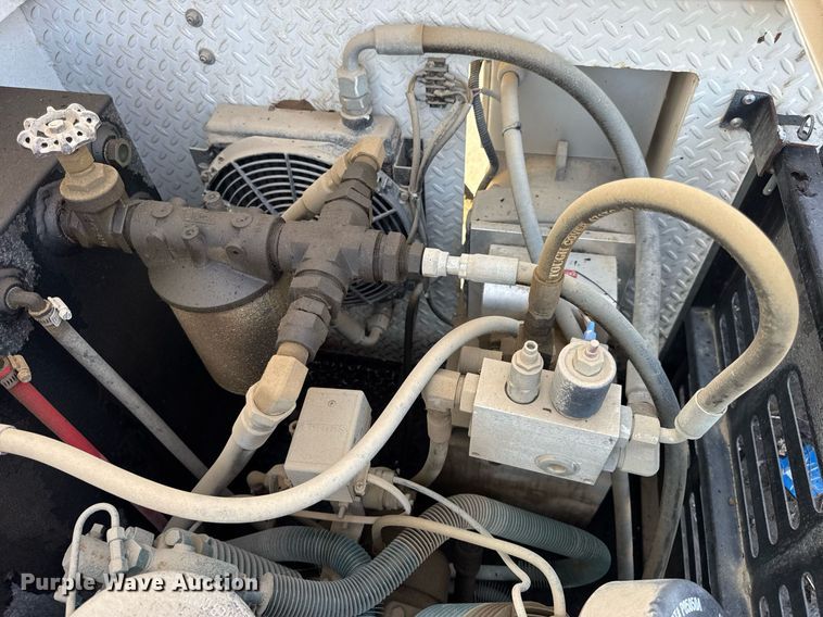 image for item DW3414 2012 Freightliner Business Class M2 utility / service truck