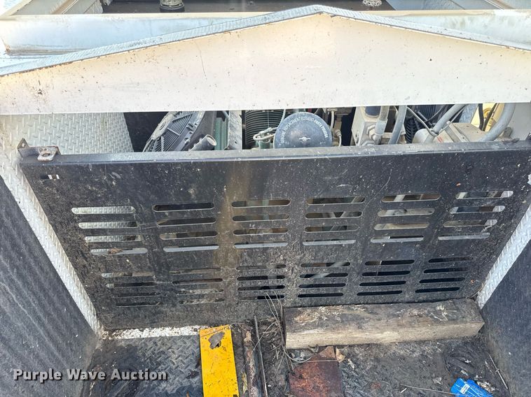 image for item DW3414 2012 Freightliner Business Class M2 utility / service truck