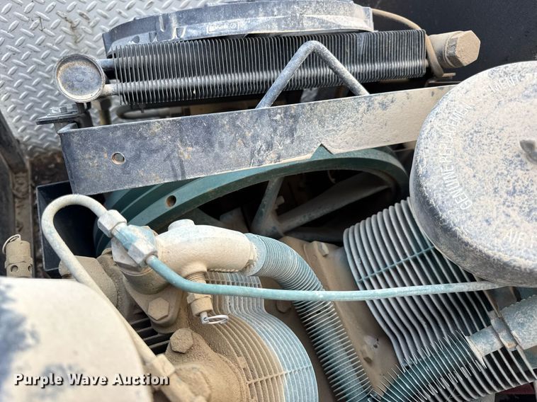 image for item DW3414 2012 Freightliner Business Class M2 utility / service truck