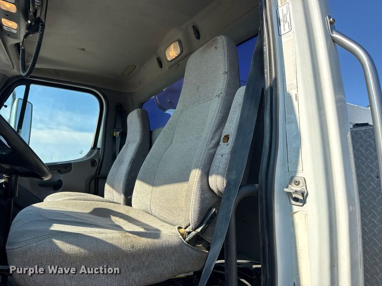 image for item DW3414 2012 Freightliner Business Class M2 utility / service truck