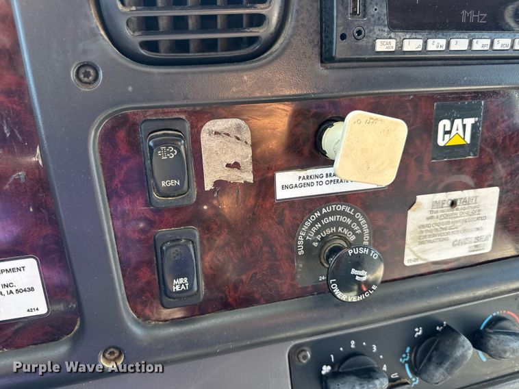 image for item DW3414 2012 Freightliner Business Class M2 utility / service truck