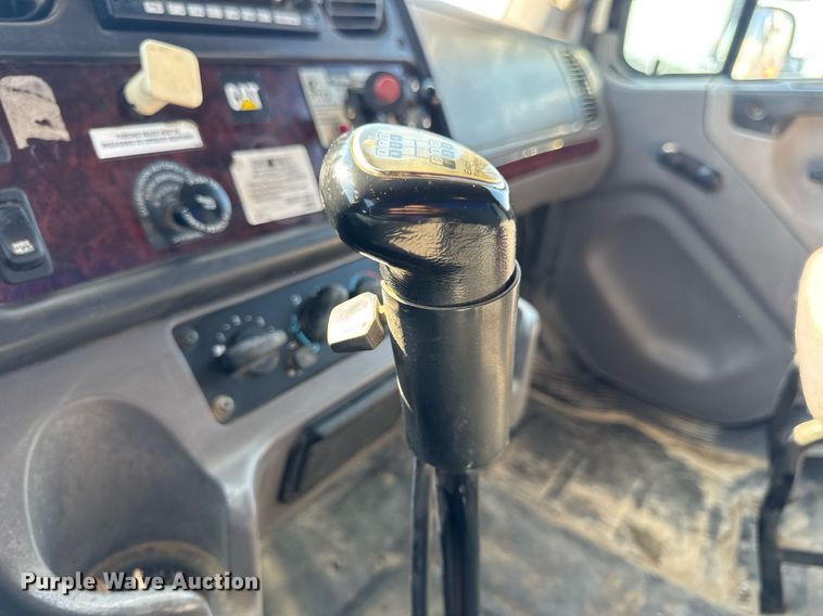 image for item DW3414 2012 Freightliner Business Class M2 utility / service truck