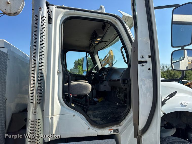 image for item DW3414 2012 Freightliner Business Class M2 utility / service truck