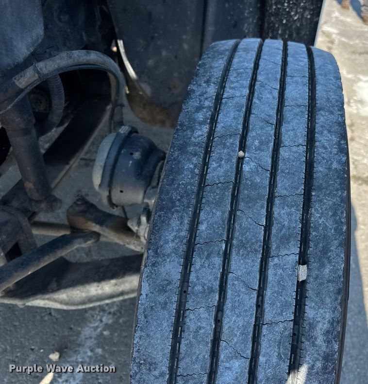 image for item DW3414 2012 Freightliner Business Class M2 utility / service truck