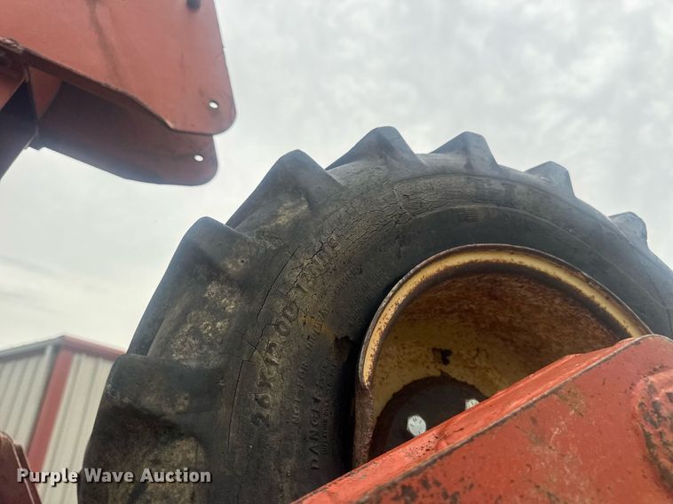 image for item DW3415 1993 Ditch Witch HT100JD vibratory cable plow
