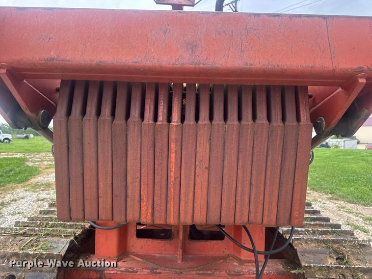 image for item DW3415 1993 Ditch Witch HT100JD vibratory cable plow