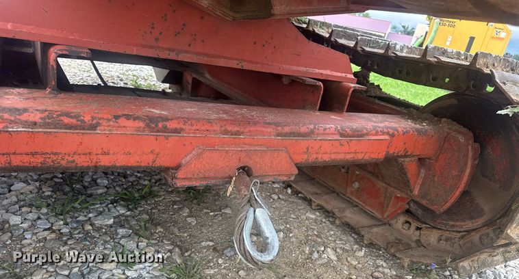 image for item DW3415 1993 Ditch Witch HT100JD vibratory cable plow