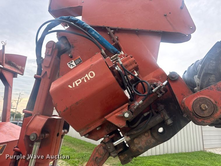 image for item DW3415 1993 Ditch Witch HT100JD vibratory cable plow