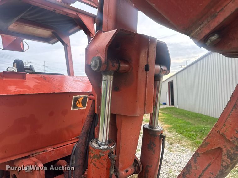 image for item DW3415 1993 Ditch Witch HT100JD vibratory cable plow