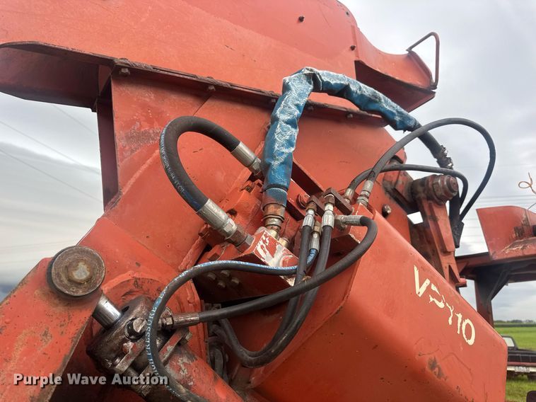 image for item DW3415 1993 Ditch Witch HT100JD vibratory cable plow