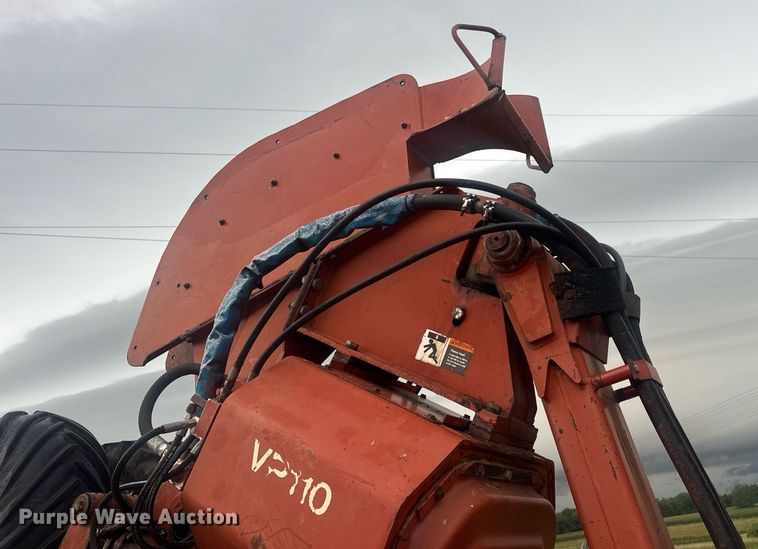 image for item DW3415 1993 Ditch Witch HT100JD vibratory cable plow