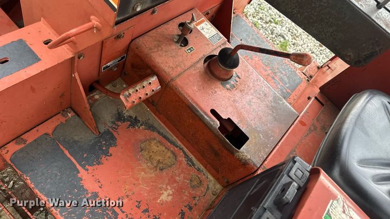 image for item DW3415 1993 Ditch Witch HT100JD vibratory cable plow