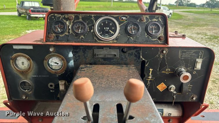 image for item DW3415 1993 Ditch Witch HT100JD vibratory cable plow