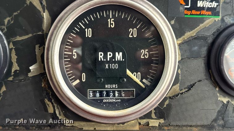 image for item DW3415 1993 Ditch Witch HT100JD vibratory cable plow