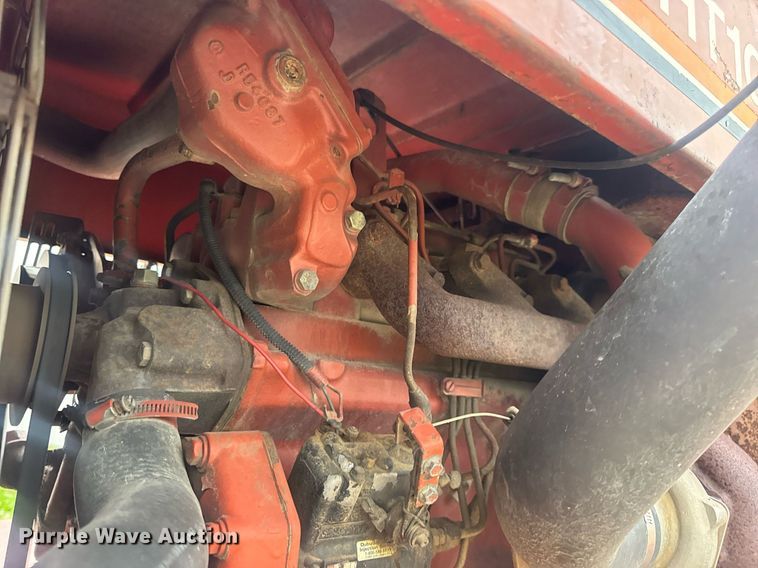 image for item DW3415 1993 Ditch Witch HT100JD vibratory cable plow