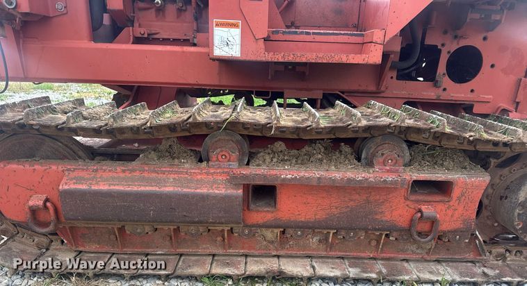 image for item DW3415 1993 Ditch Witch HT100JD vibratory cable plow