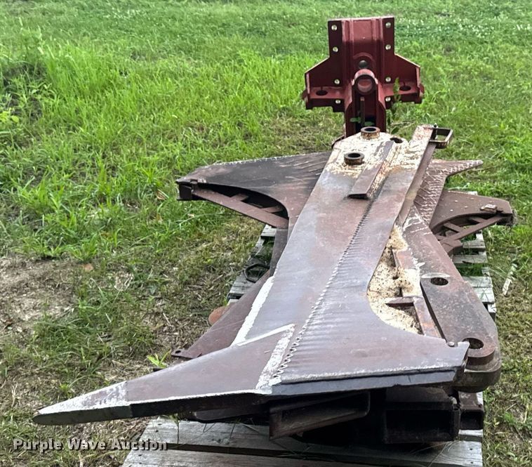 image for item DW3415 1993 Ditch Witch HT100JD vibratory cable plow