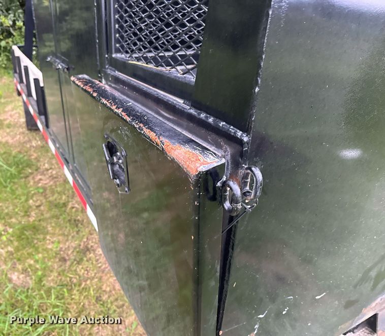 image for item DW3416 Hydraulic reel carrier truck bed