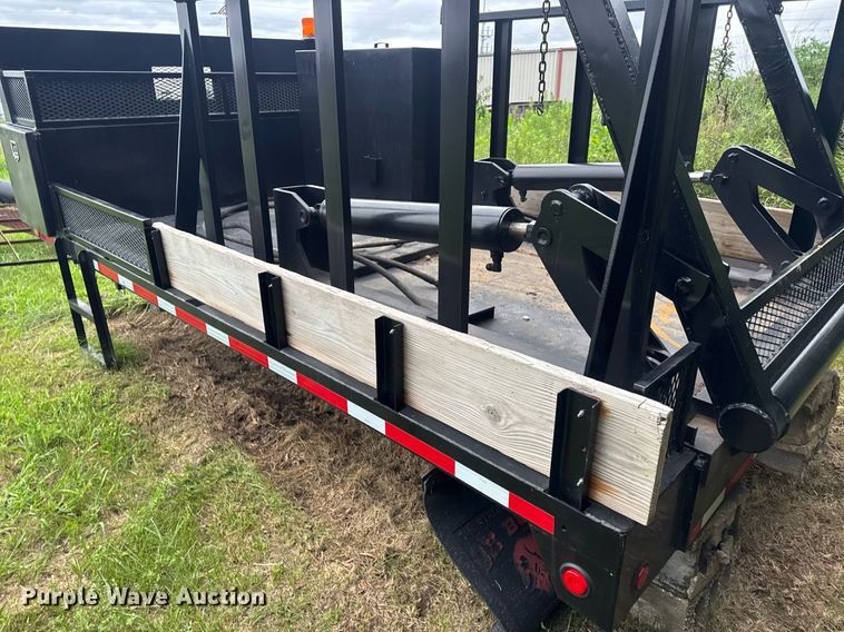 image for item DW3416 Hydraulic reel carrier truck bed