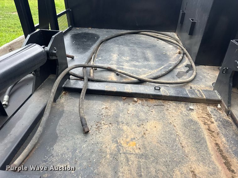 image for item DW3416 Hydraulic reel carrier truck bed