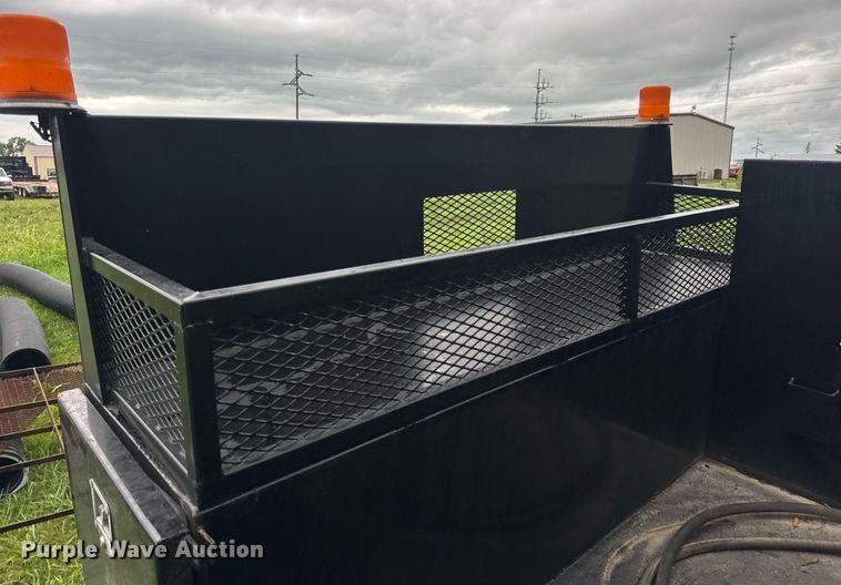 image for item DW3416 Hydraulic reel carrier truck bed