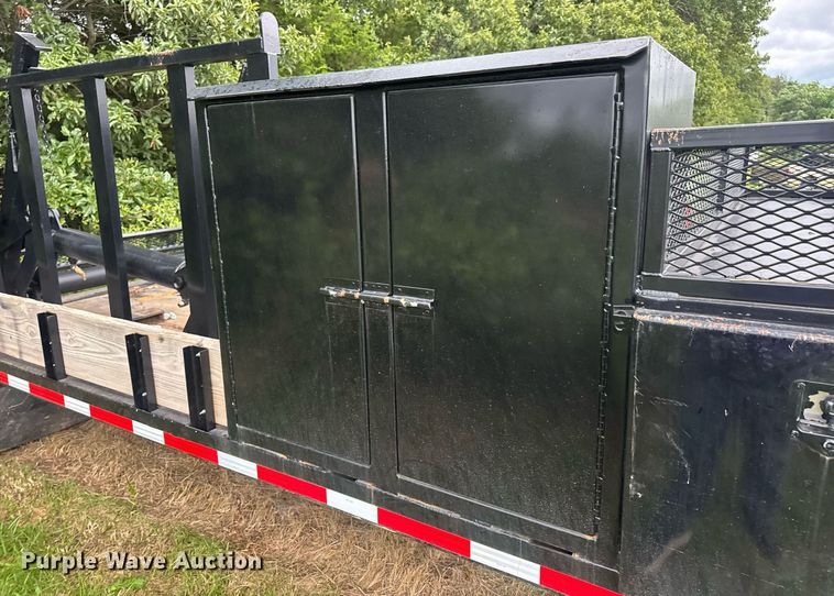 image for item DW3416 Hydraulic reel carrier truck bed