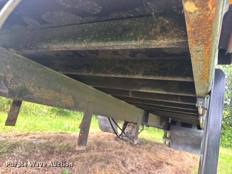 image for item DW3416 Hydraulic reel carrier truck bed