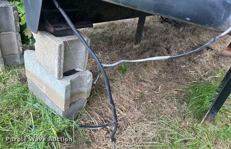 image for item DW3416 Hydraulic reel carrier truck bed