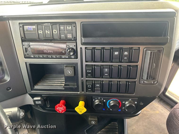 image for item DW3422 2024 Mack Granite GR64F dump truck