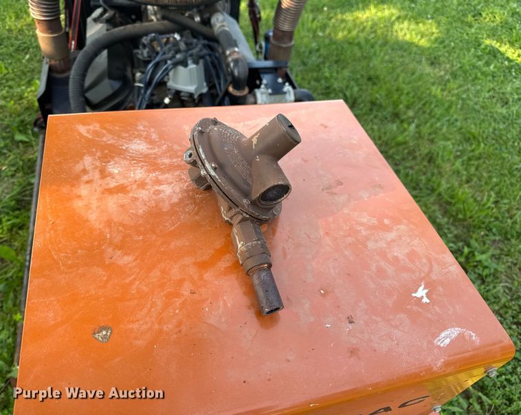 image for item DW3435 2001 Generac 1506690100 generator