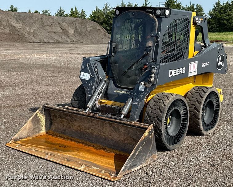 2021 John Deere 324G