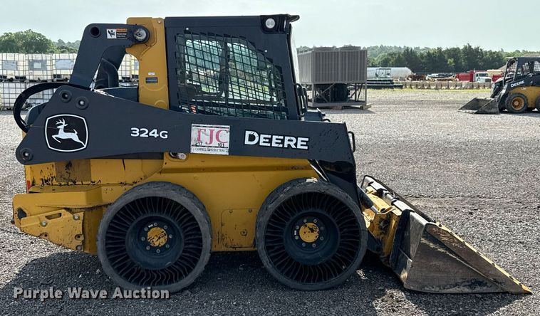 MINI CARGADOR SOBRE RUEDAS 2021 JOHN DEERE 324G