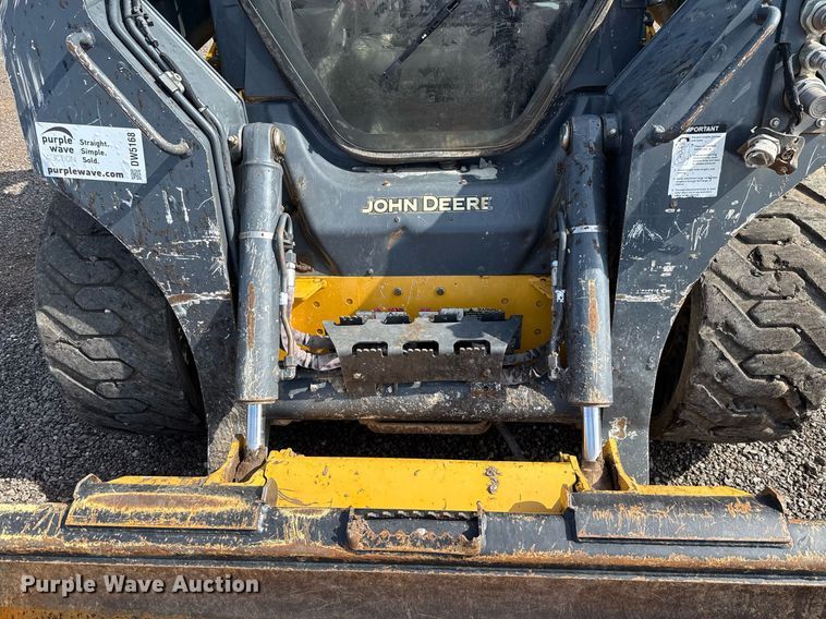 image for item DW5168 2021 John Deere 324G skid steer loader