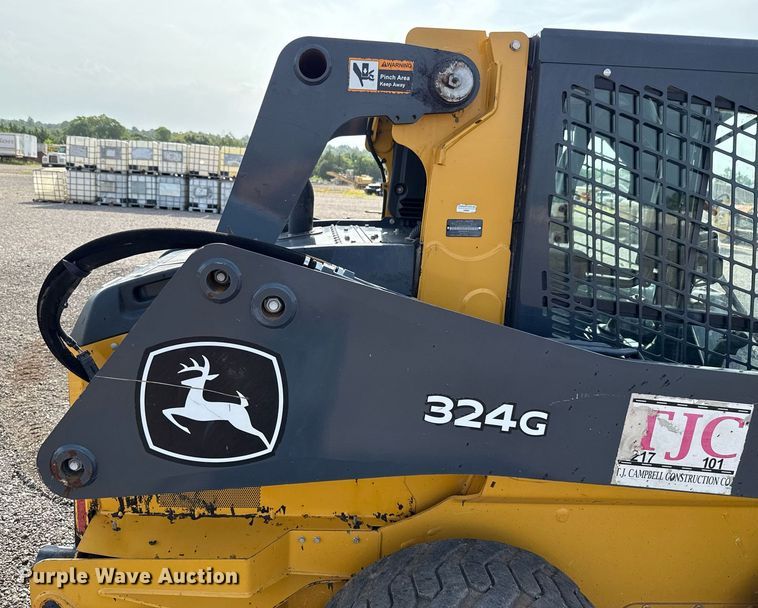 image for item DW5168 2021 John Deere 324G skid steer loader