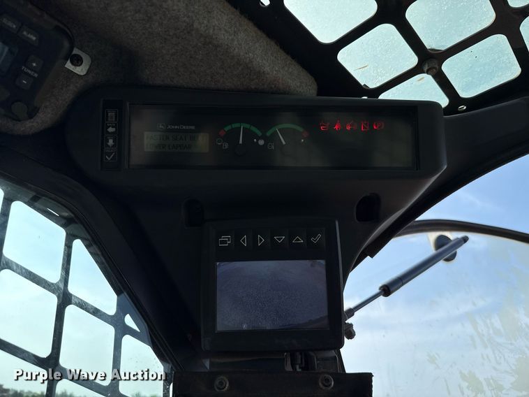 image for item DW5168 2021 John Deere 324G skid steer loader