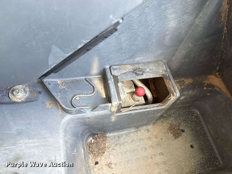 image for item DW5168 2021 John Deere 324G skid steer loader